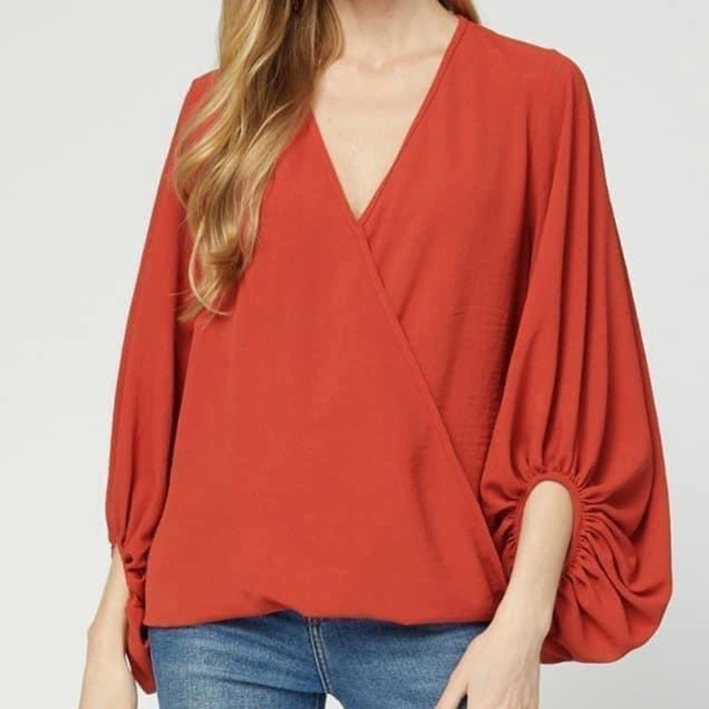 SOLD OUT NWT Entro Rust Balloon Sleeve Blouse